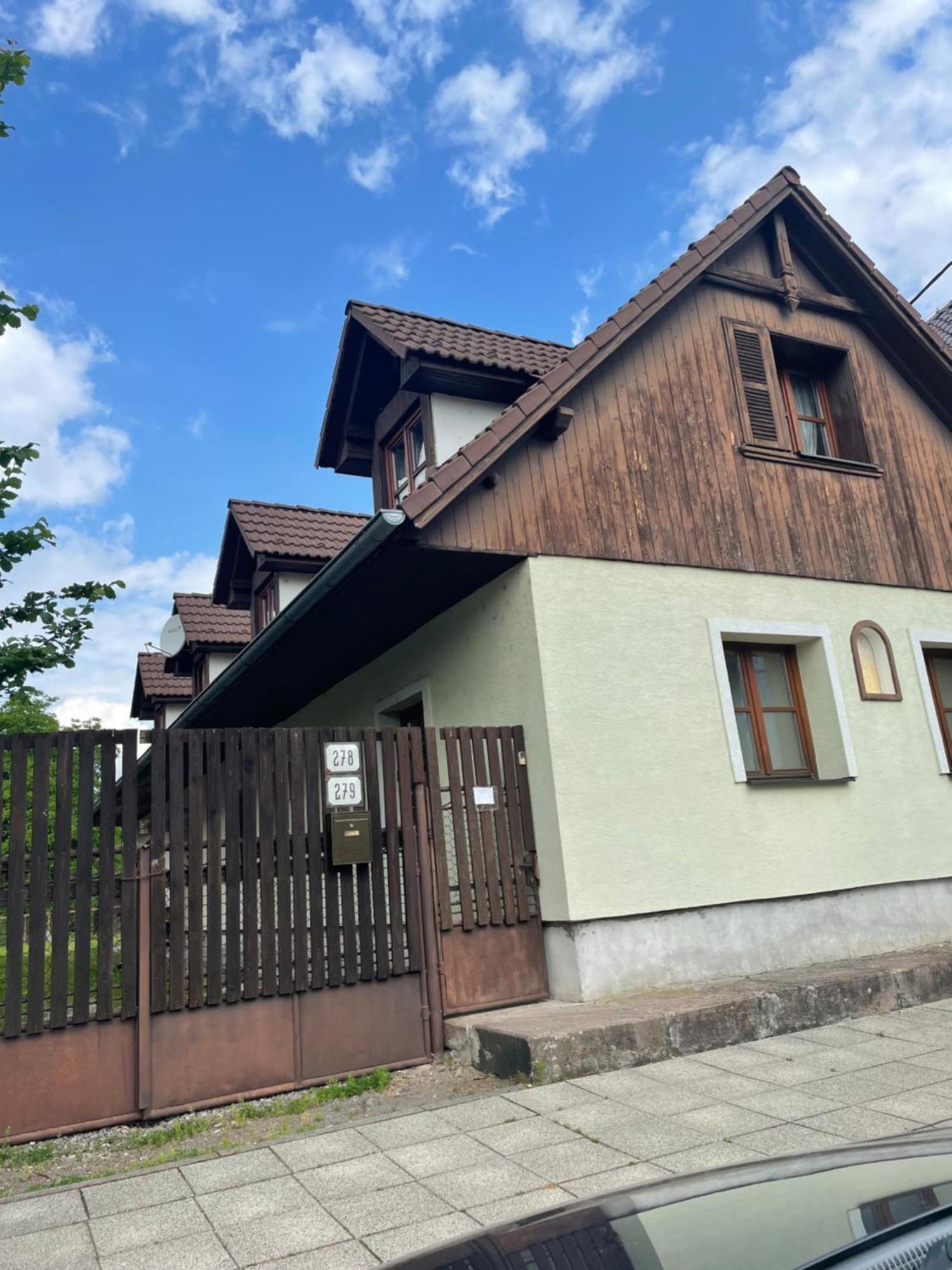 V Hliniku Hlinik nad Hronom